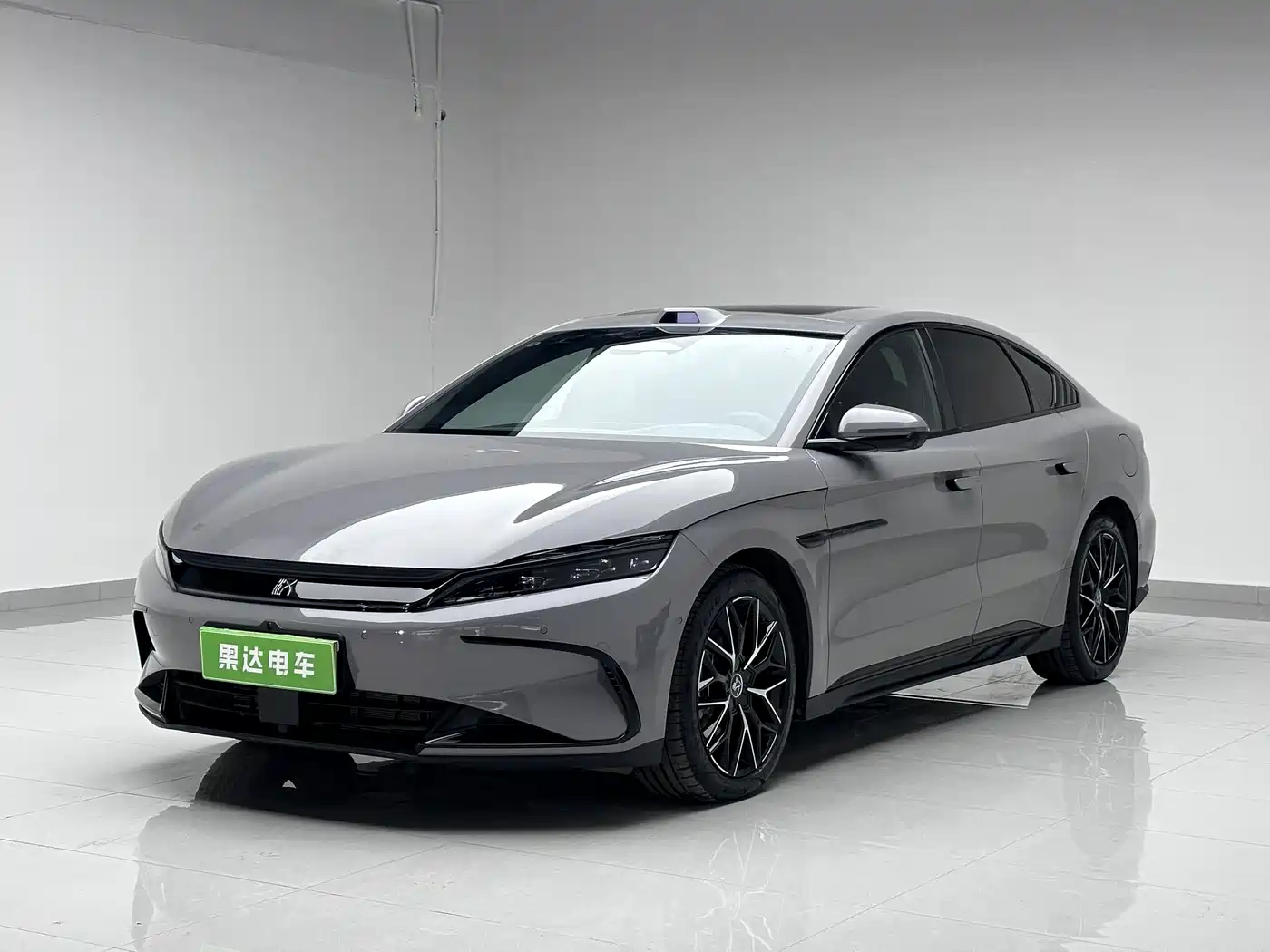 BYD Han 2025 2025 DM-i Smart Driving Edition 125KM LiDAR Flagship
