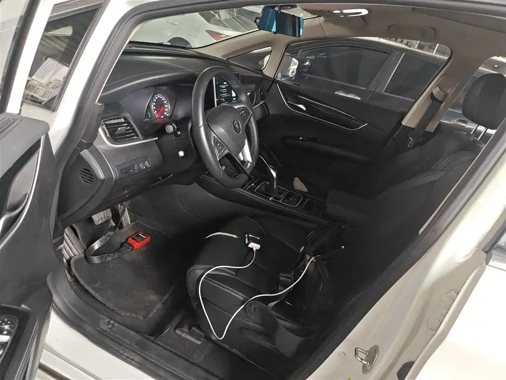 BYD Song MAX 2019 1.5T Auto Smart Connected Sunroof 6-seater China VI фото 7