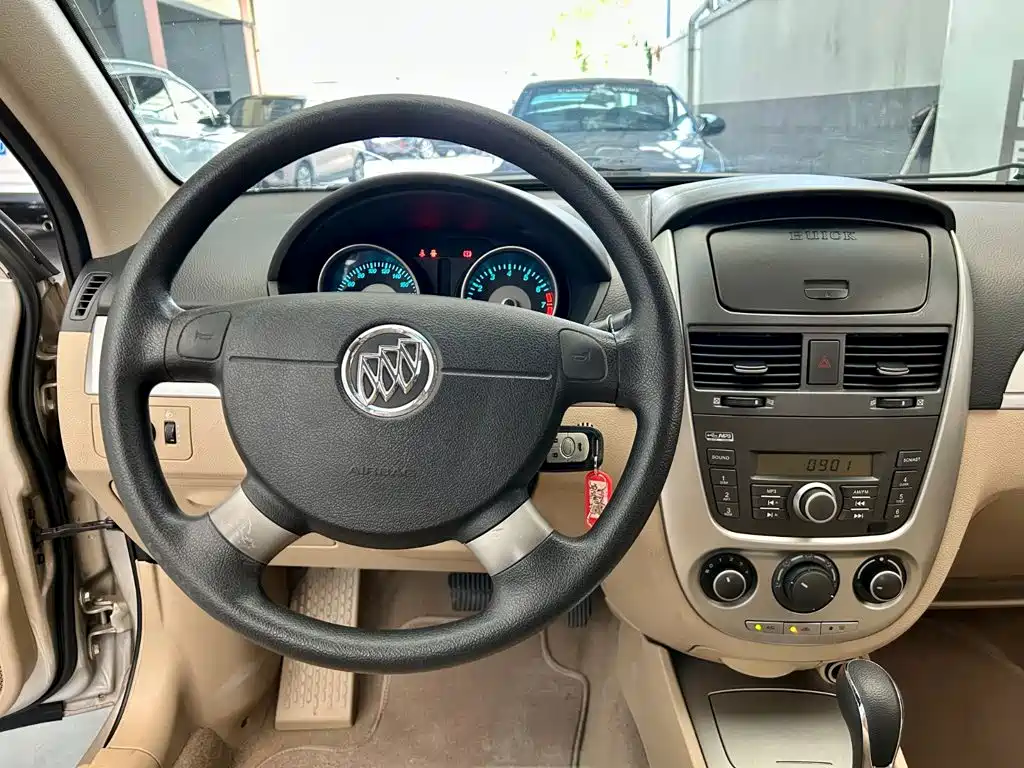 Фото 12 - Buick Excelle