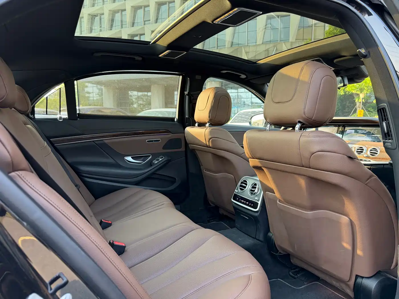 Mercedes-Benz S-Class 2016 S 320 L Luxury фото 7