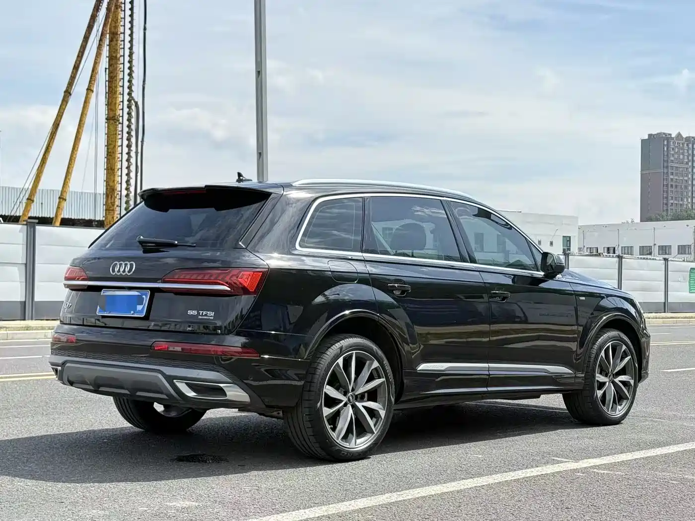 AUDI Q7