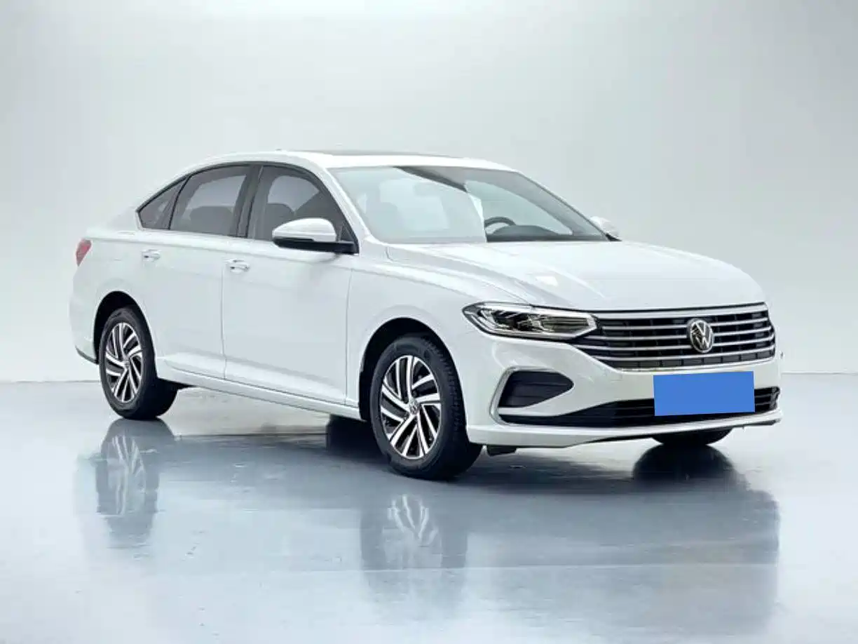 Volkswagen Lavida 2023 1.5L Auto Five Million Edition фото 3
