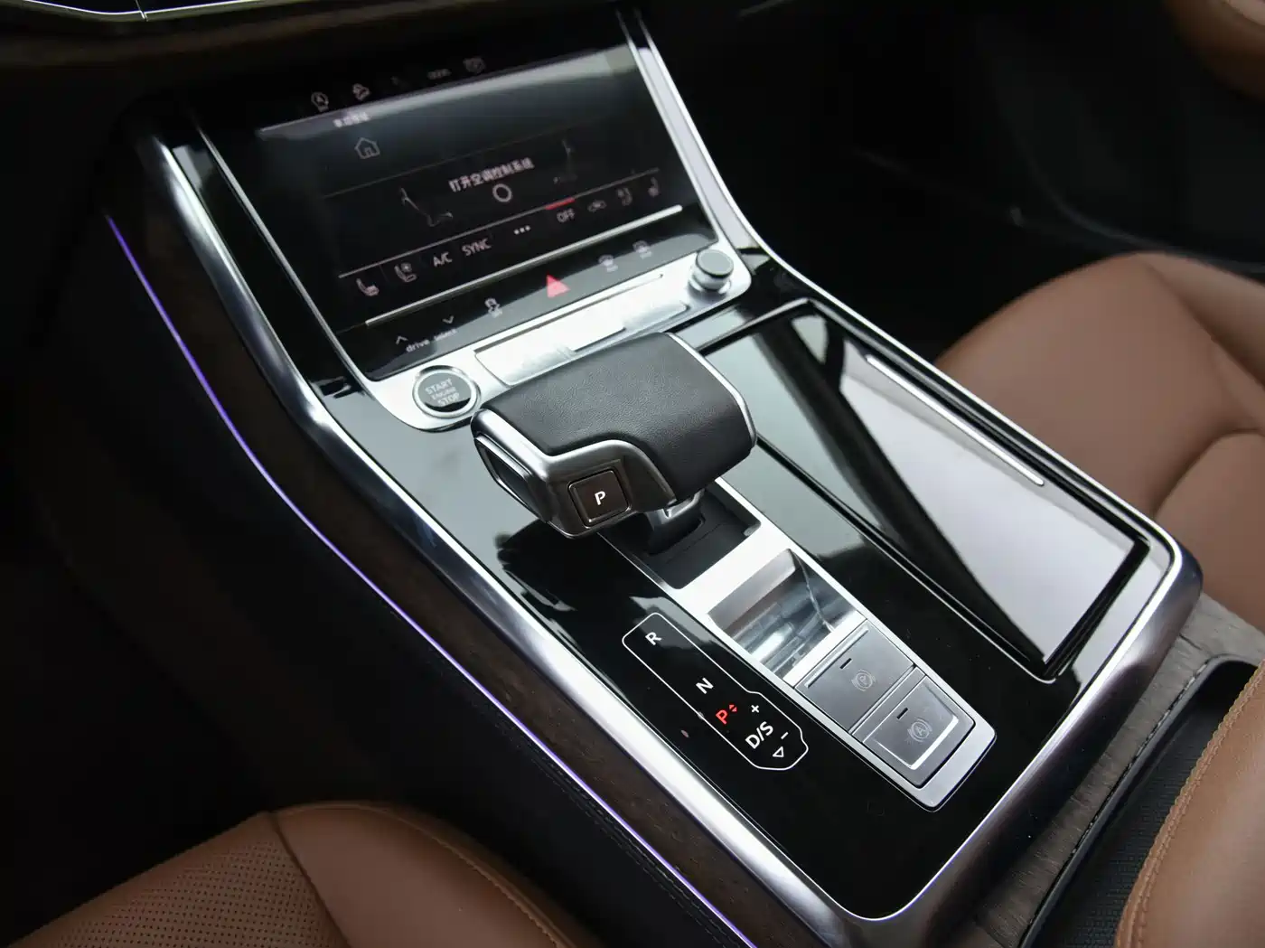 Audi Q7 2023 55 TFSI quattro S line Sport фото 29