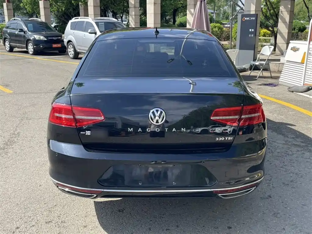 Volkswagen Magotan 2019 330TSI DSG Luxury Class China VI фото 6