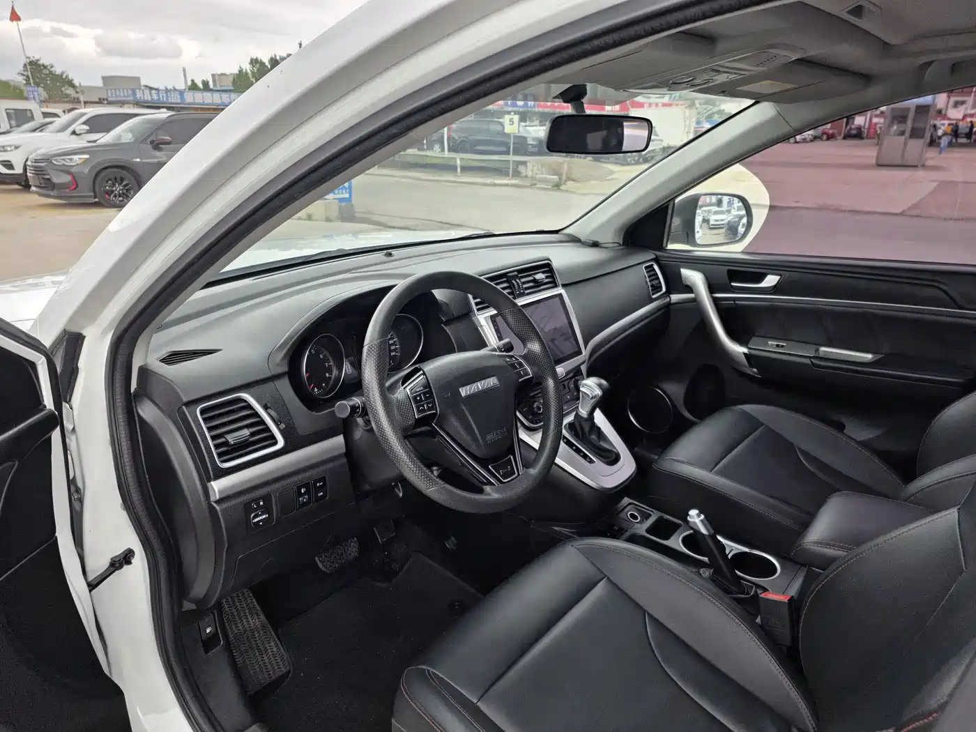 Haval M6 2019 1.5T DCT 2WD Value Edition (China VI) фото 7