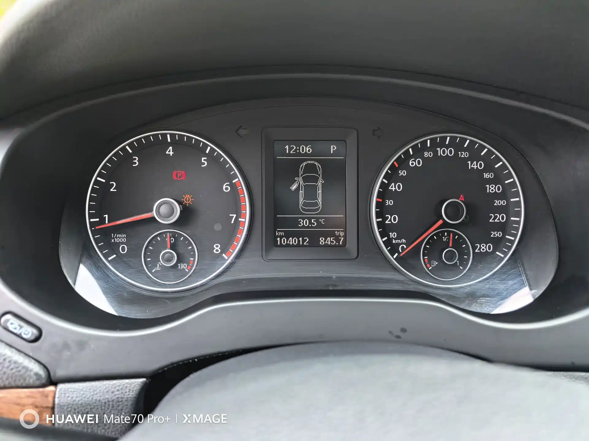 Photo 7 - Volkswagen Sagitar