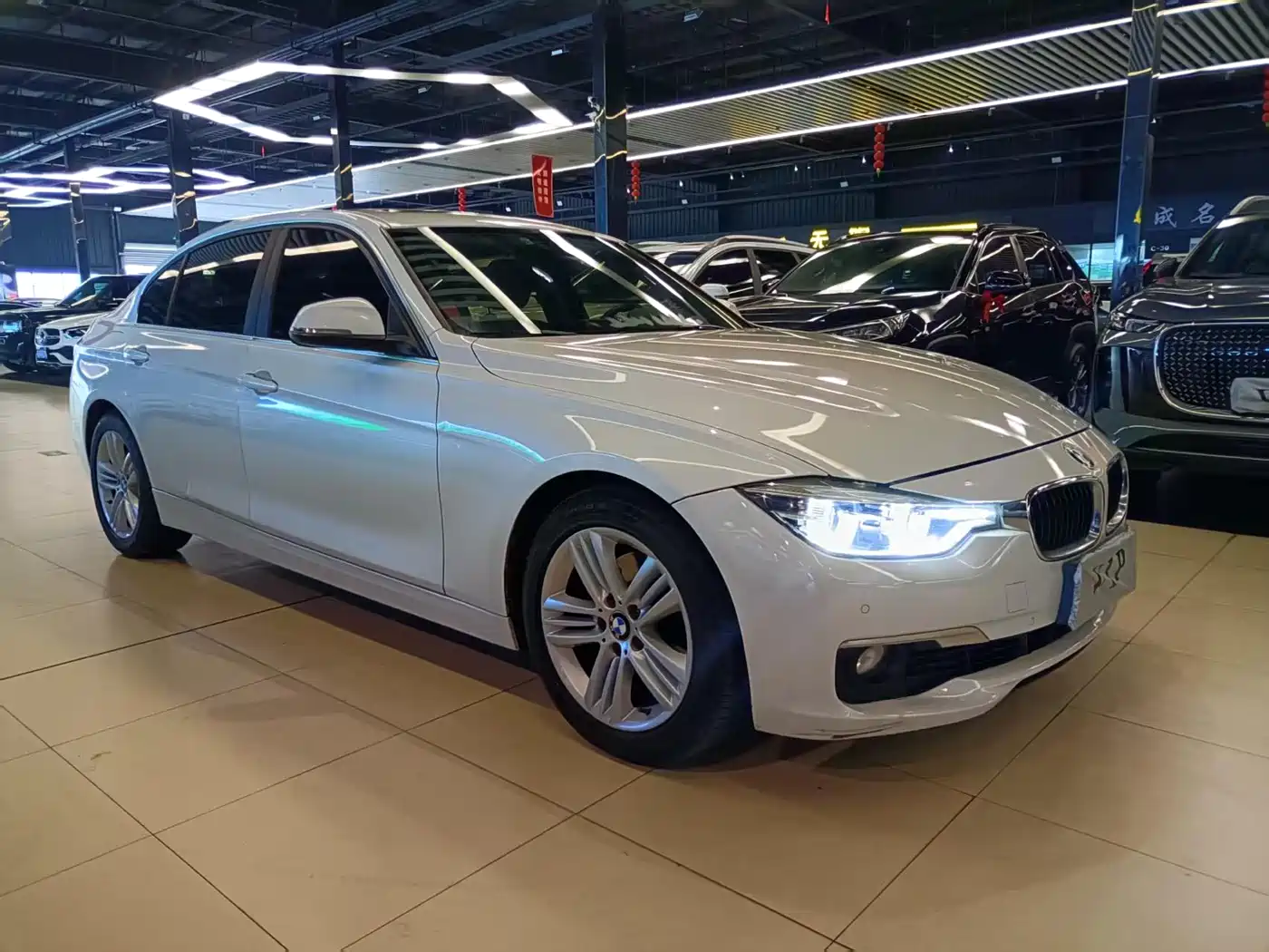 BMW 3 Series 2017 320Li Fashion фото 2