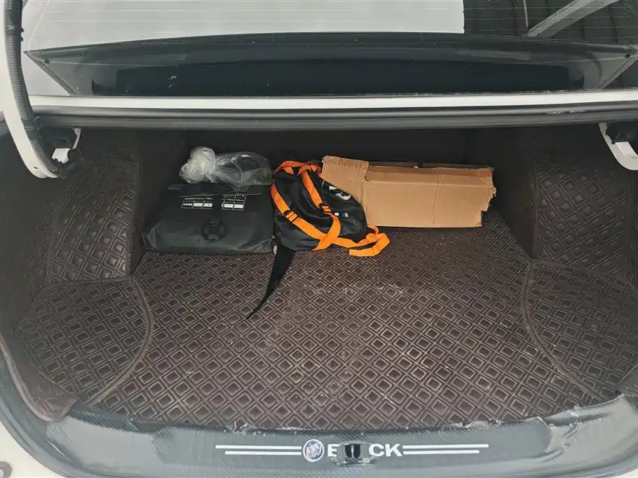 Buick Excelle 2021 Facelift Exemplar 1.5L Auto Elite фото 4