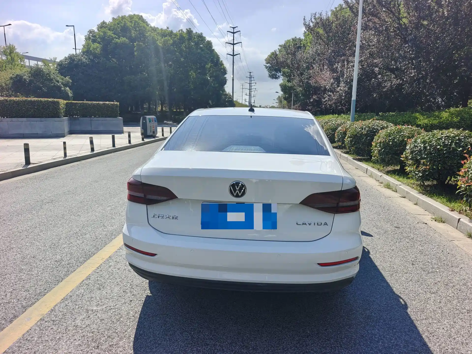 Фото 5 - Volkswagen Lavida