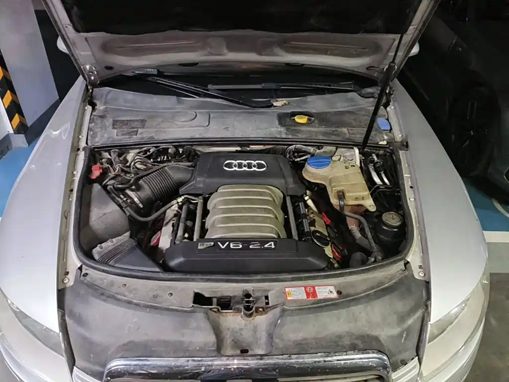 Фото 9 - Audi A6L