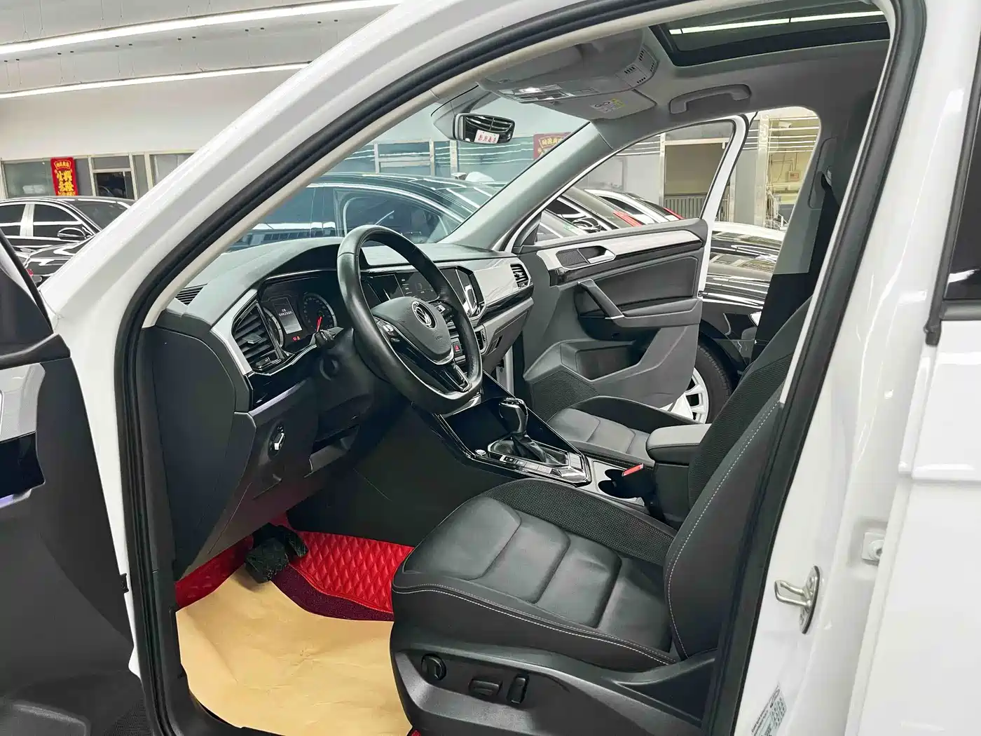 Volkswagen Tayron 2020 330TSI 2WD Luxury Smart Edition фото 7