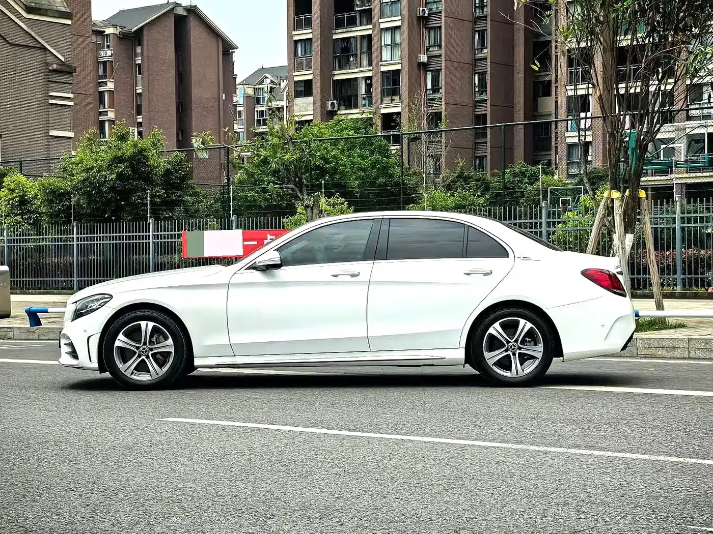 Mercedes-Benz C-Class 2020 Facelift C 260 L Sport фото 12