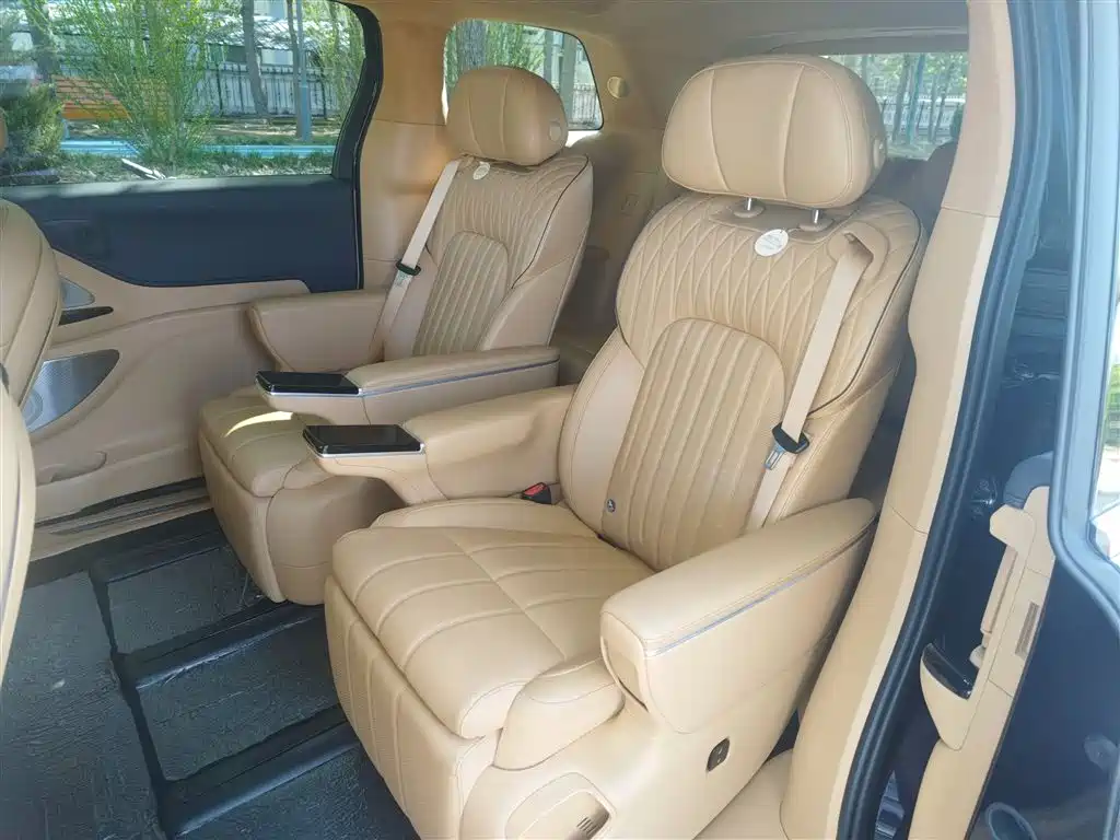 Voyah Auto Voyah Dreamer 2025 PHEV AWD Flagship Kunpeng Edition фото 13