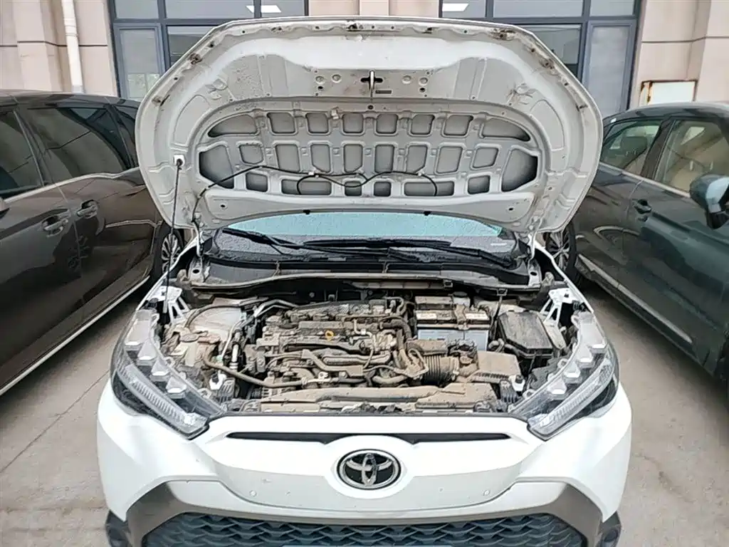 Toyota Frontlander 2022 2.0L CVT Luxury Edition фото 20