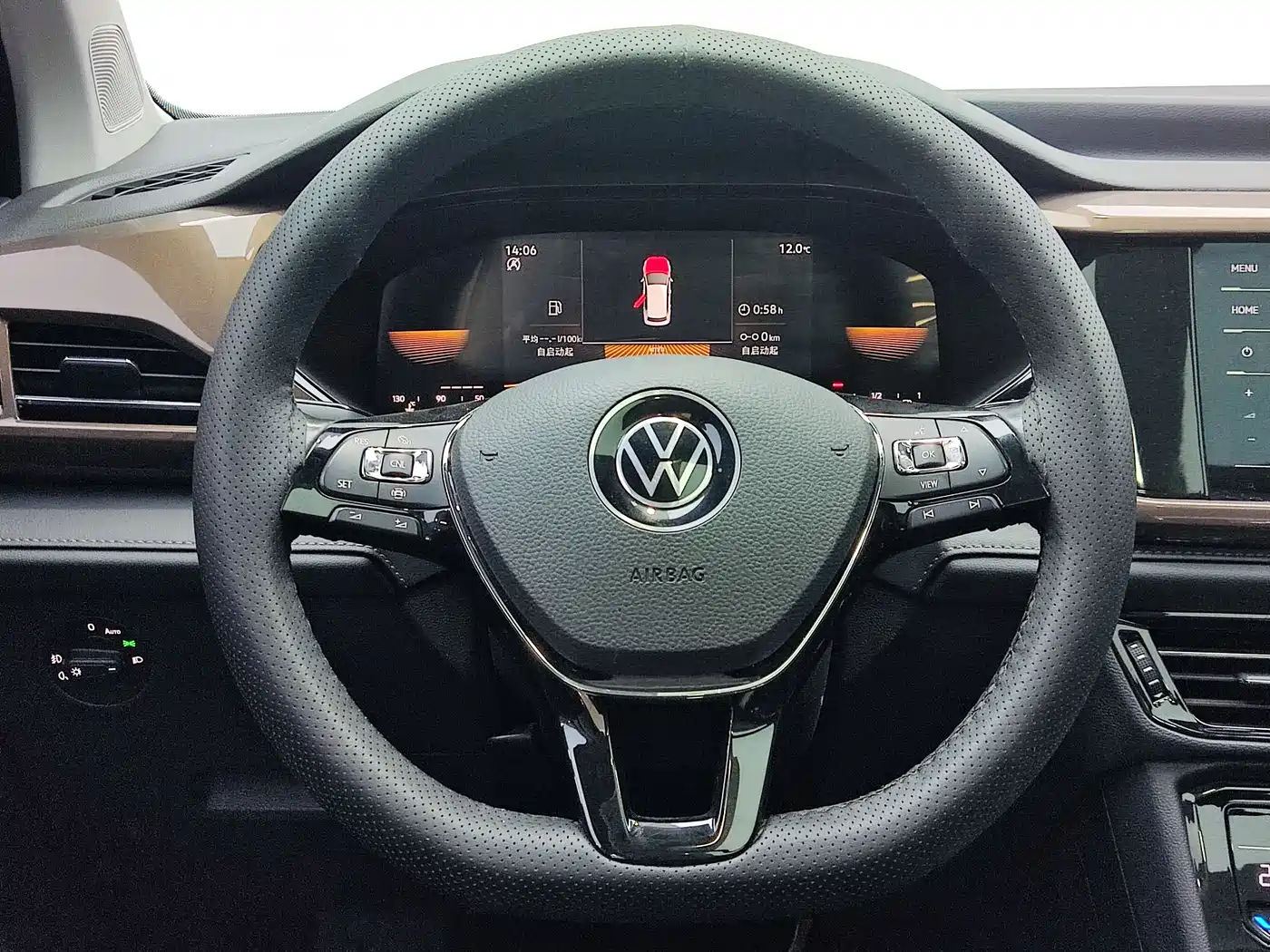 Volkswagen Tharu 2022 280TSI 2WD Comfort фото 8