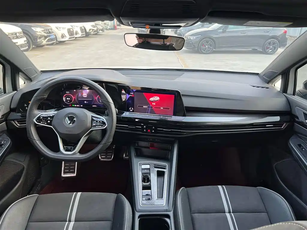 Volkswagen Golf 2023 Facelift 280TSI DSG R-Line Lite фото 15