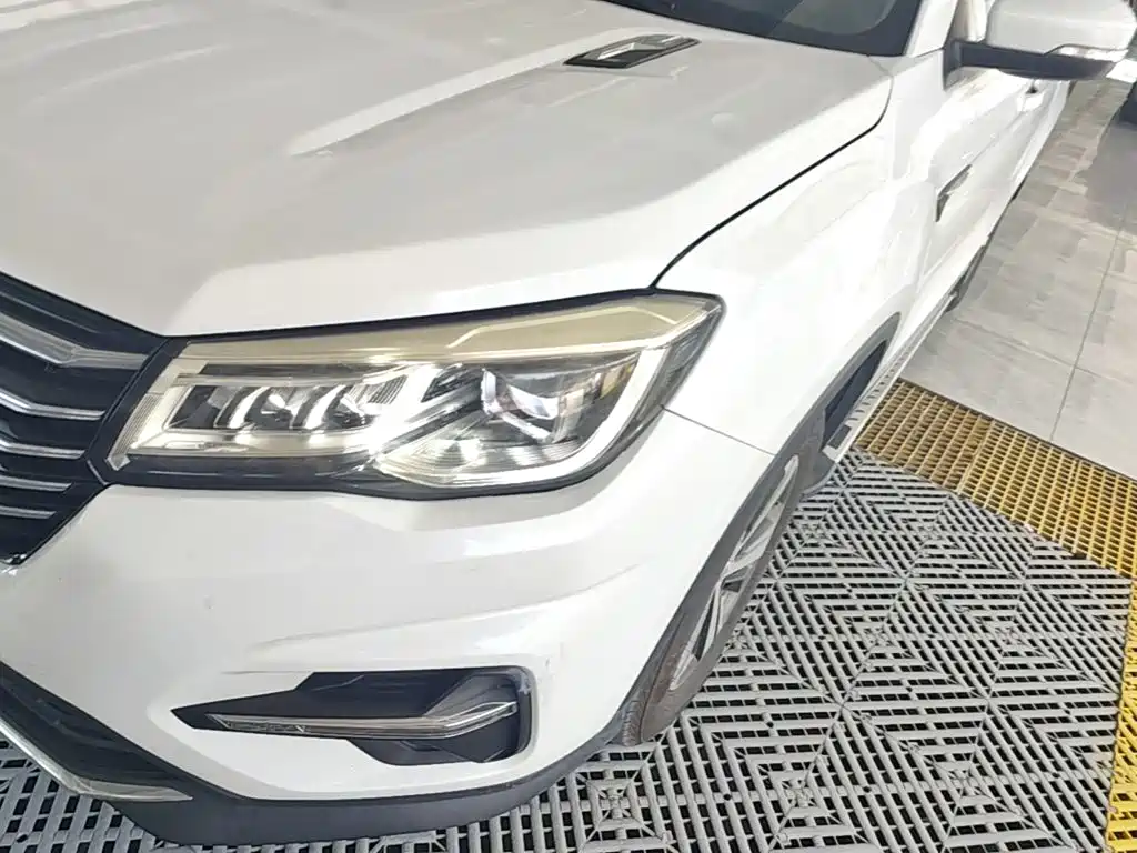 Photo 24 - Changan CS75