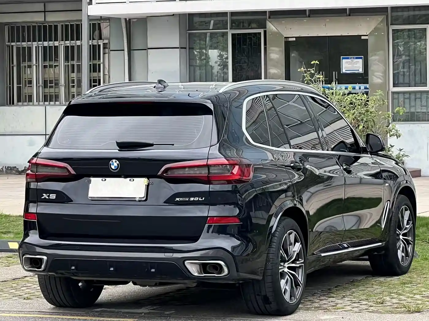 BMW X5 2022 Facelift xDrive 30Li Premium M Sport Package фото 5