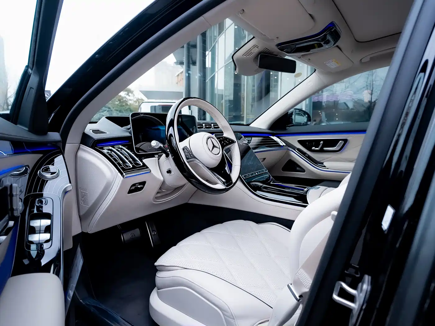 Mercedes-Benz Maybach S-Class 2026 S 580 4MATIC фото 9