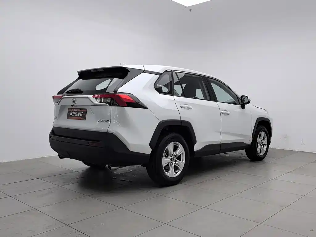 TOYOTA RAV4 RONGFANG