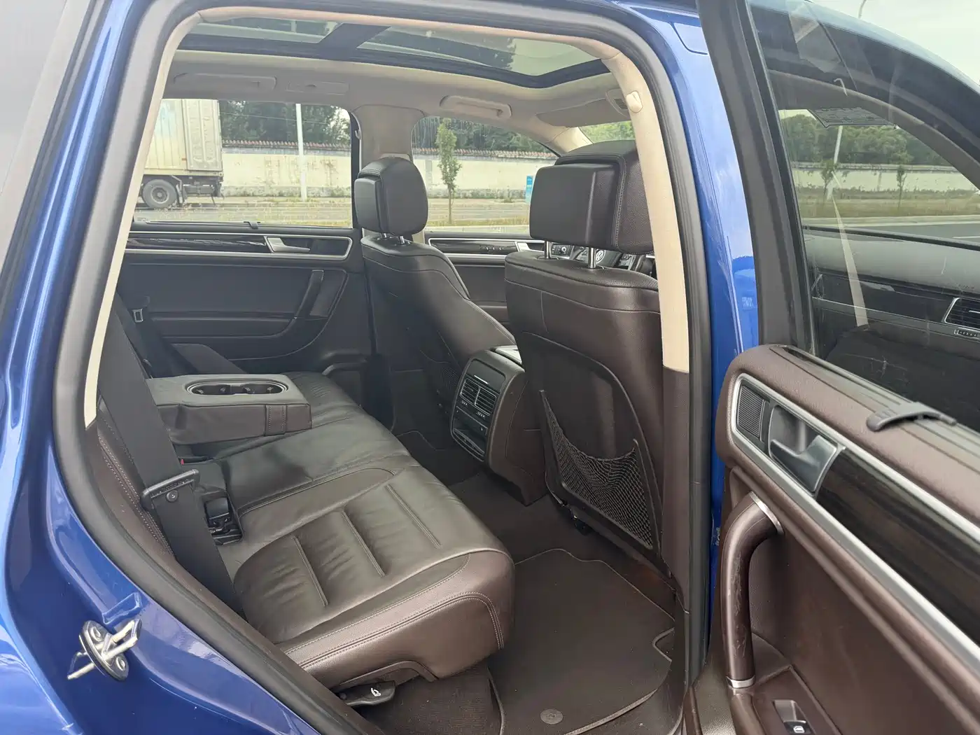 Volkswagen Touareg 2016 3.0TSI High Configuration фото 6
