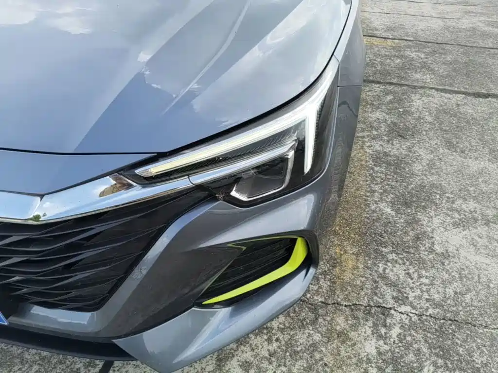 Roewe i6 MAX 2021 2020 Model 300TGI Automatic Cool & Smart Edition