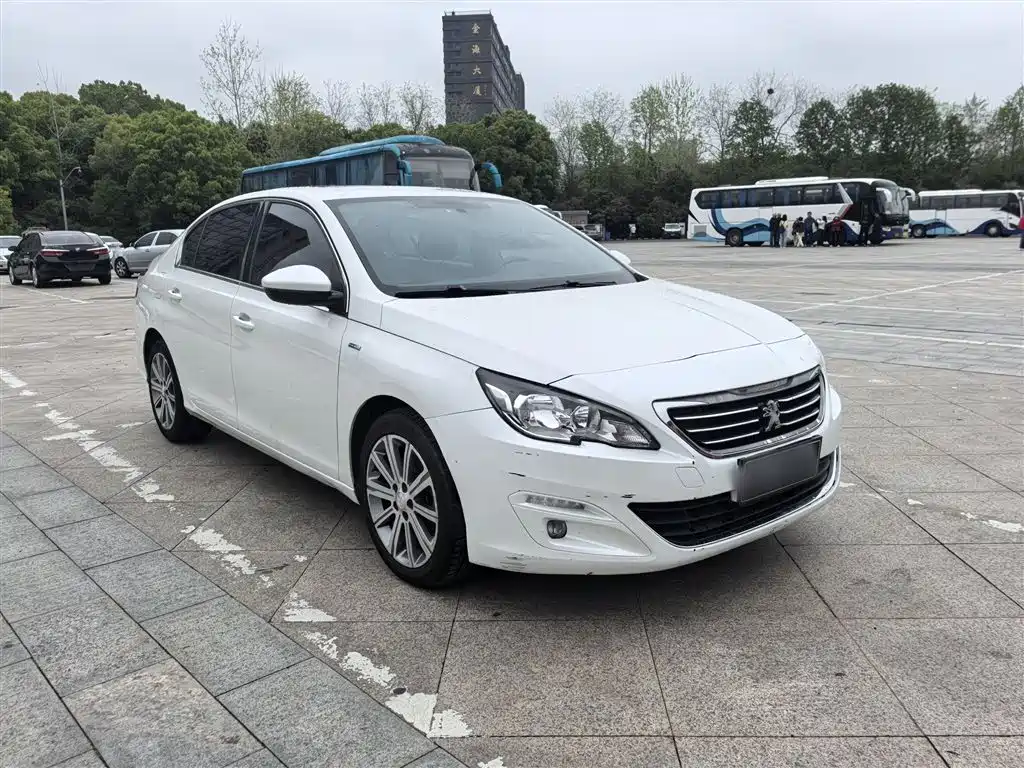 Peugeot 408 2018 350THP Automatic Luxury Edition фото 24