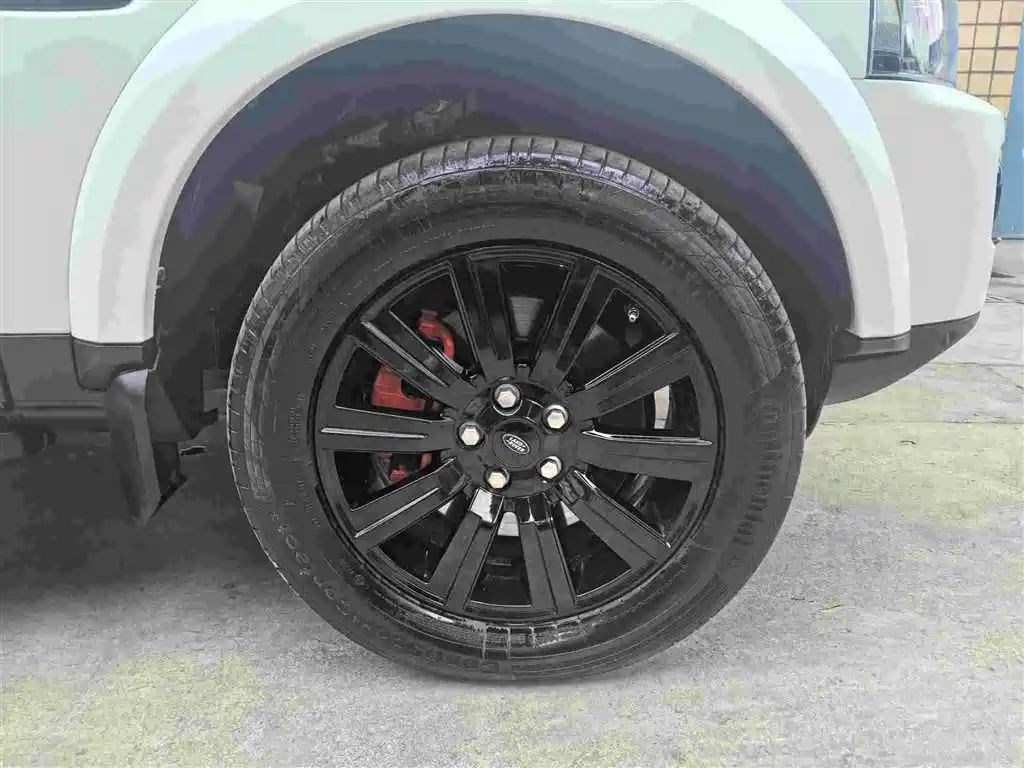 Land Rover Discovery 2014 3.0 SDV6 HSE Diesel фото 16