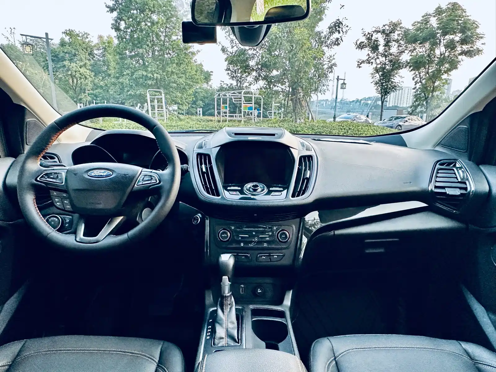 Photo 7 - Ford Kuga