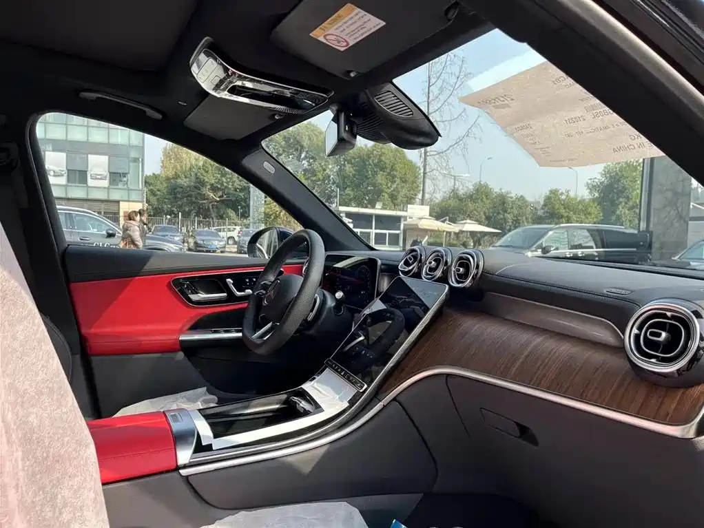 Mercedes-Benz GLC New Energy 2025 350 e L 4MATIC Collector's Edition фото 16