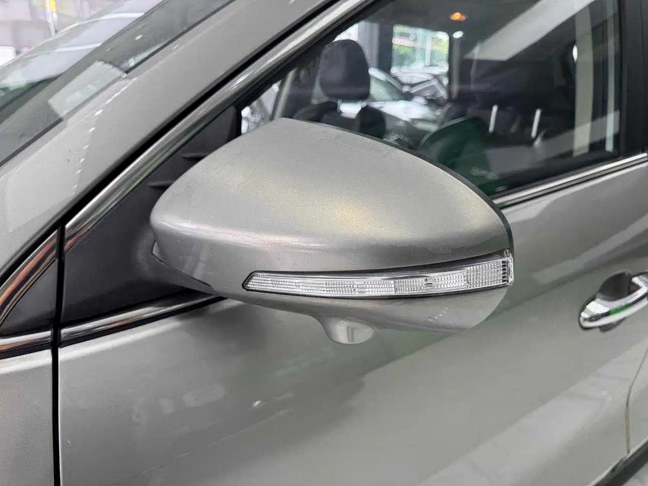 Dongfeng Fengguang Fengguang 580 2017 2017 1.5T CVT Comfort Version