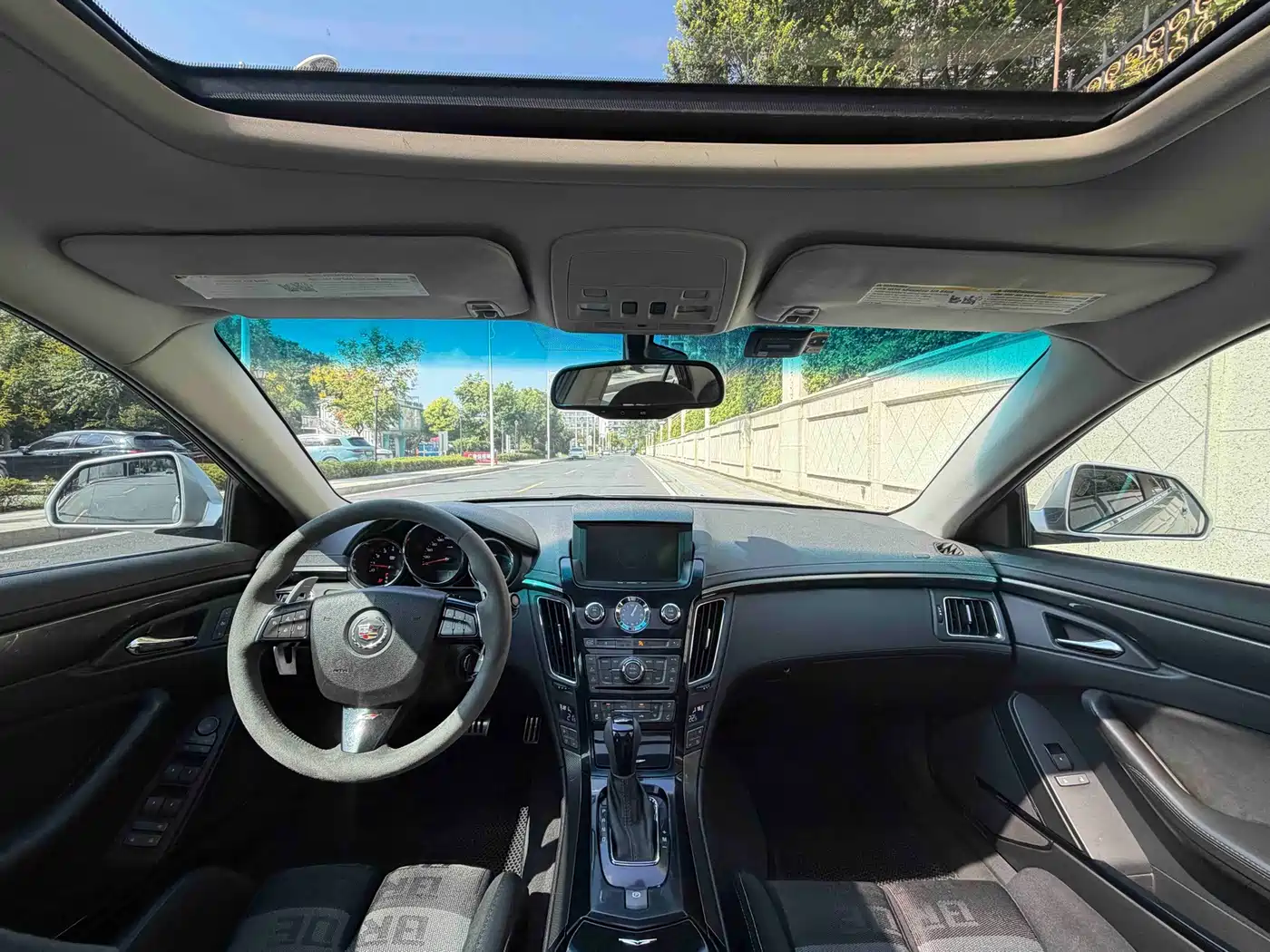 Cadillac CTS (Import) 2010 2009 Model 6.2L CTS-V