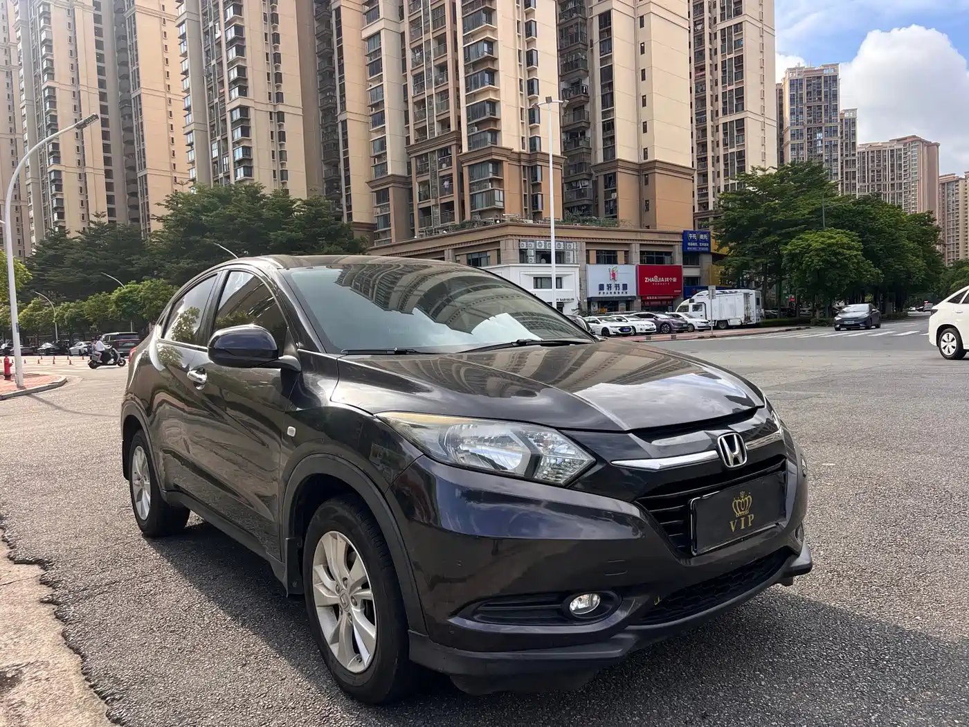 Фото 1 - Honda Vezel