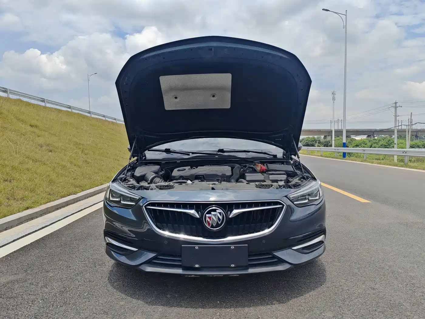 Фото 13 - Buick Regal