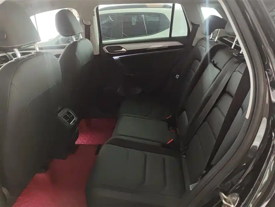 Volkswagen Tayron 2020 330TSI 2WD Luxury Smart Edition Pro фото 11