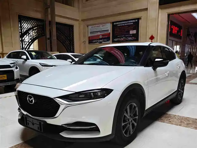 Mazda CX-4 2.0L, автомат, FWD Blue Sky Vitality