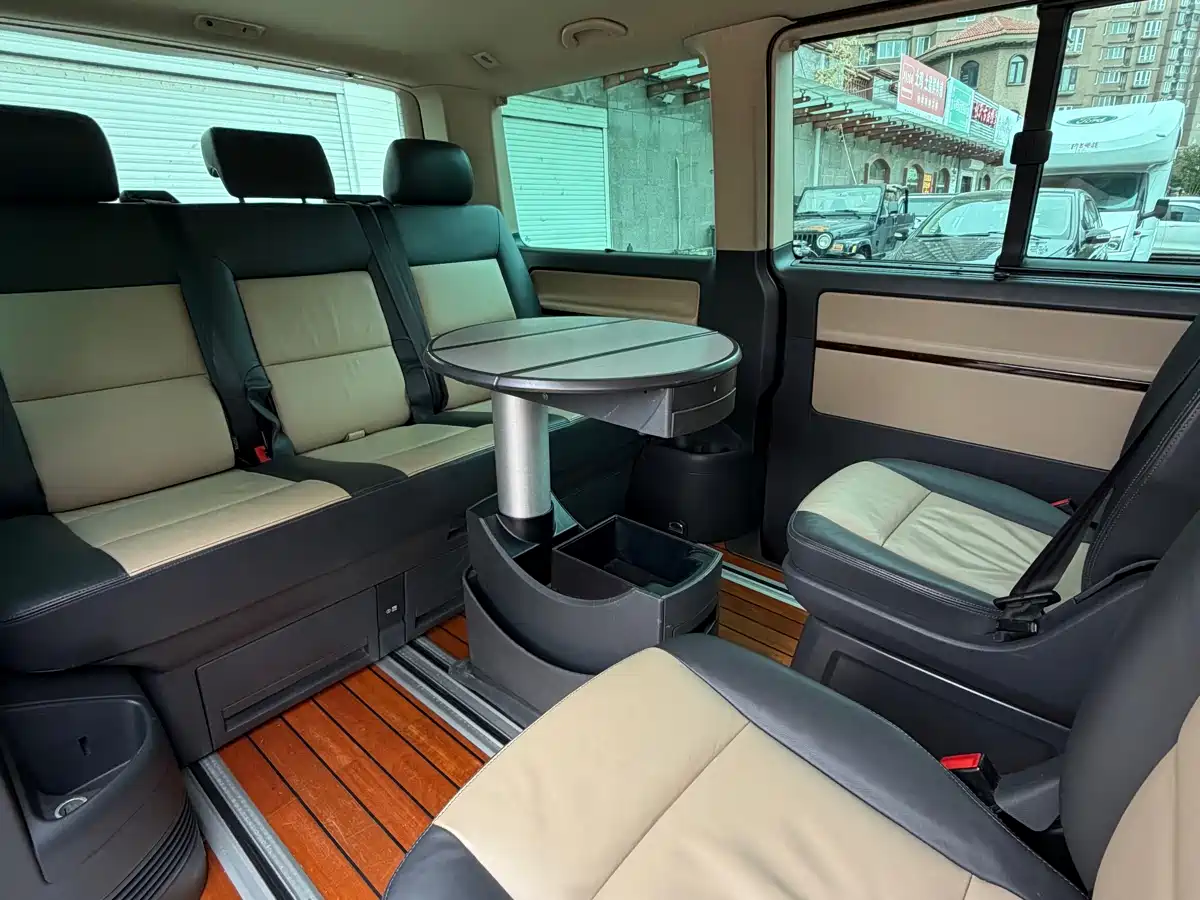Volkswagen Multivan 2015 2.0TSI AWD 65th Anniversary Limited Edition фото 11