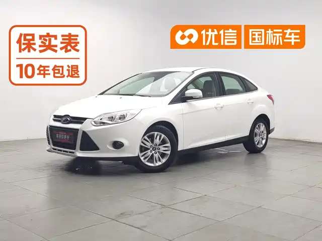 Ford Focus 2012 Sedan 1.6L Manual Comfort — фото 1