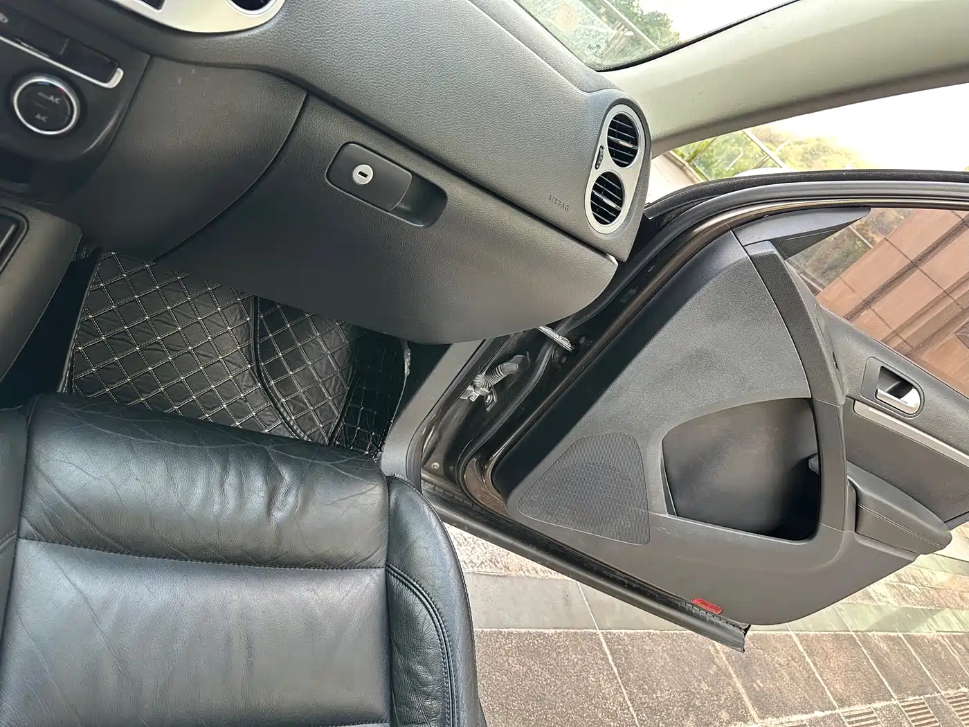 Volkswagen Tiguan 2015 1.8TSI Automatic 2WD Comfortline фото 21