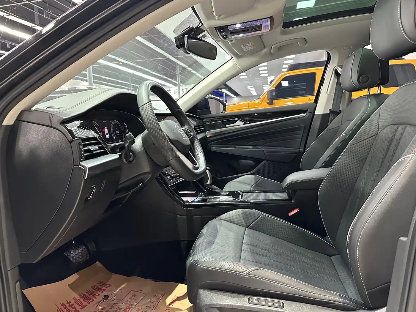 Volkswagen Passat 2024 330TSI Starlight Elite Edition фото 7
