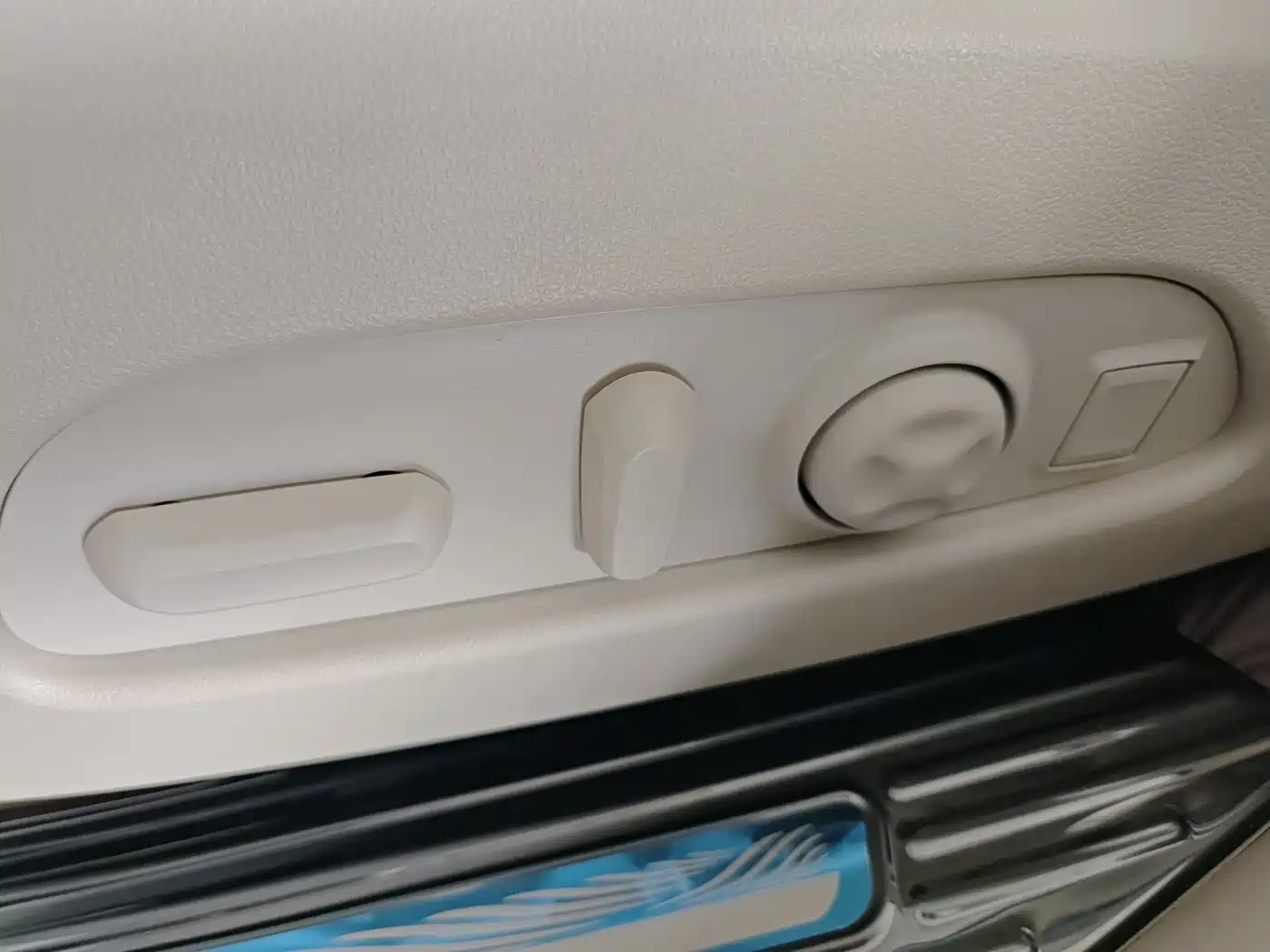 Buick Enclave 2022 652T 4WD Avenir 6-Seater фото 27