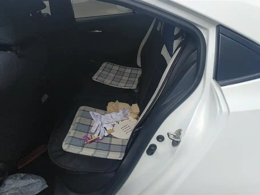 Toyota Corolla 2019 1.2T S-CVT GL Pioneer Edition фото 11