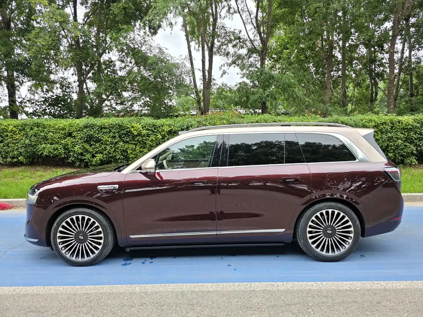 AITO Wenjie AITO M9 2025 Extended Range Ultra 52kWh 6-Seater фото 15