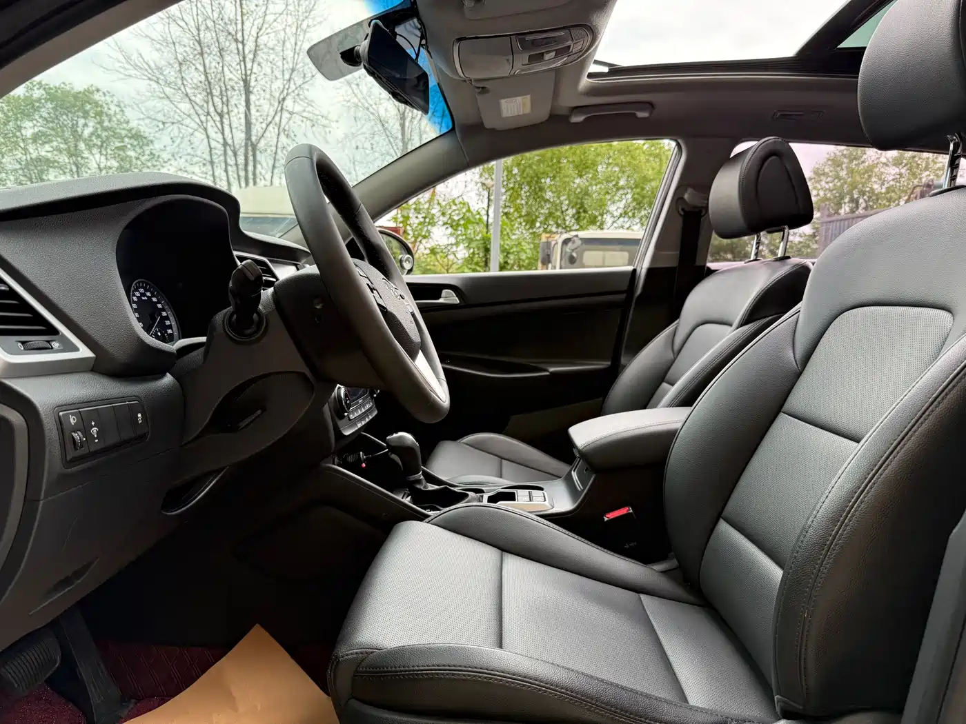 Hyundai Tucson 2015 1.6T Dual Clutch 2WD Smart фото 9