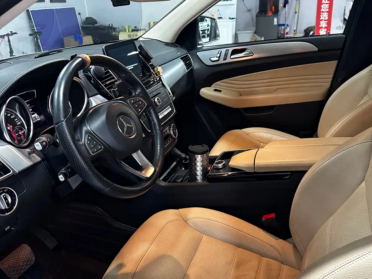 Mercedes-Benz GLE Coupe 2015 GLE 320 4MATIC Coupe SUV фото 6
