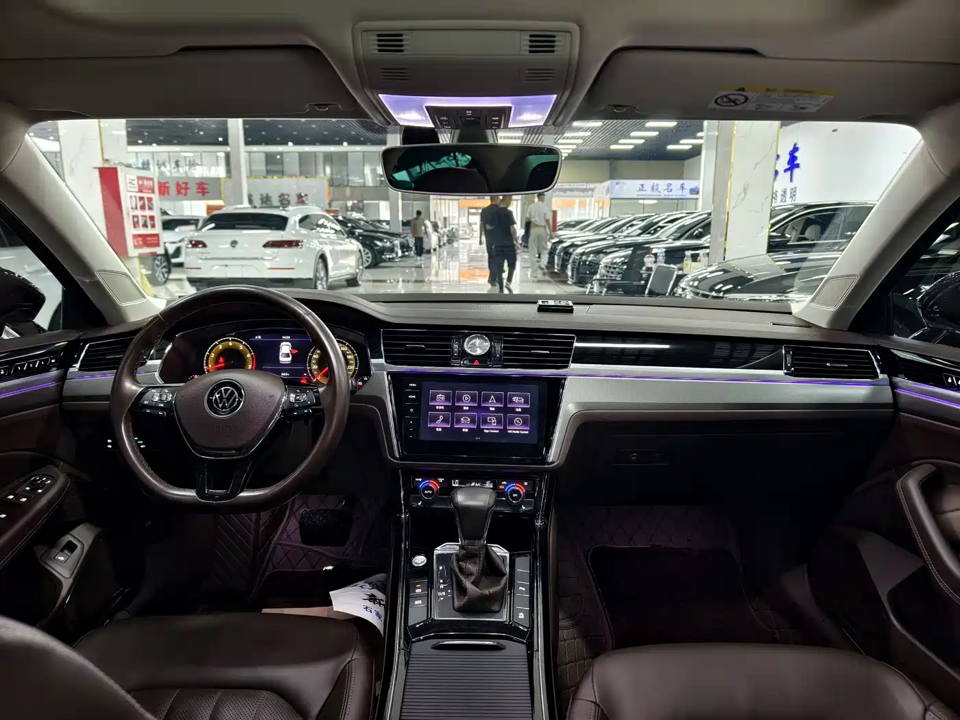 Volkswagen Phideon 2021 380TSI Luxury Edition фото 5