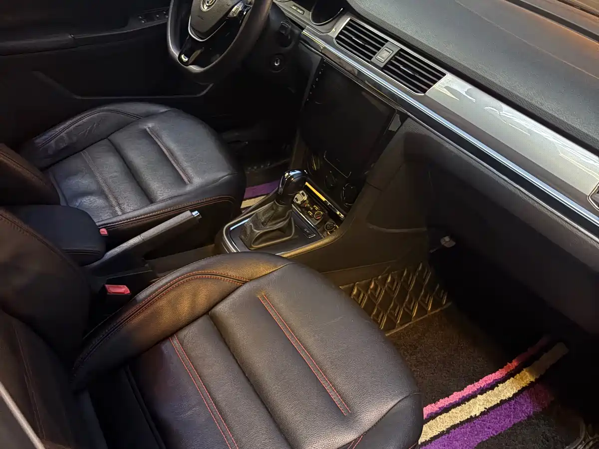 Volkswagen Bora 2018 1.5L Automatic Fashion фото 10