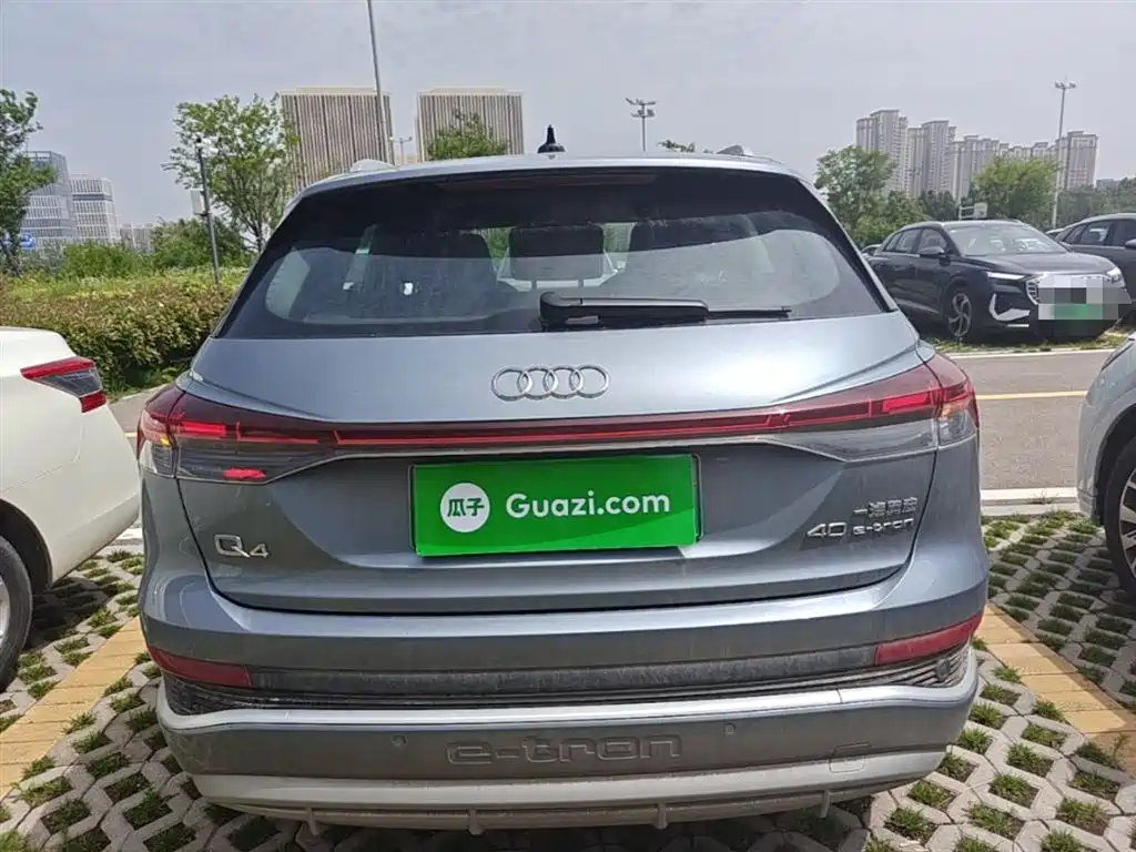 Audi Q4 e-tron 2024 40 e-tron Creation Edition фото 6