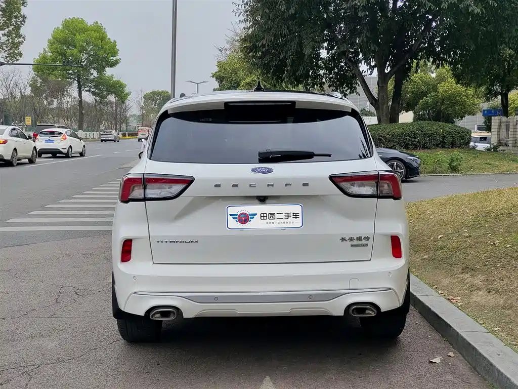 FORD RUIJI