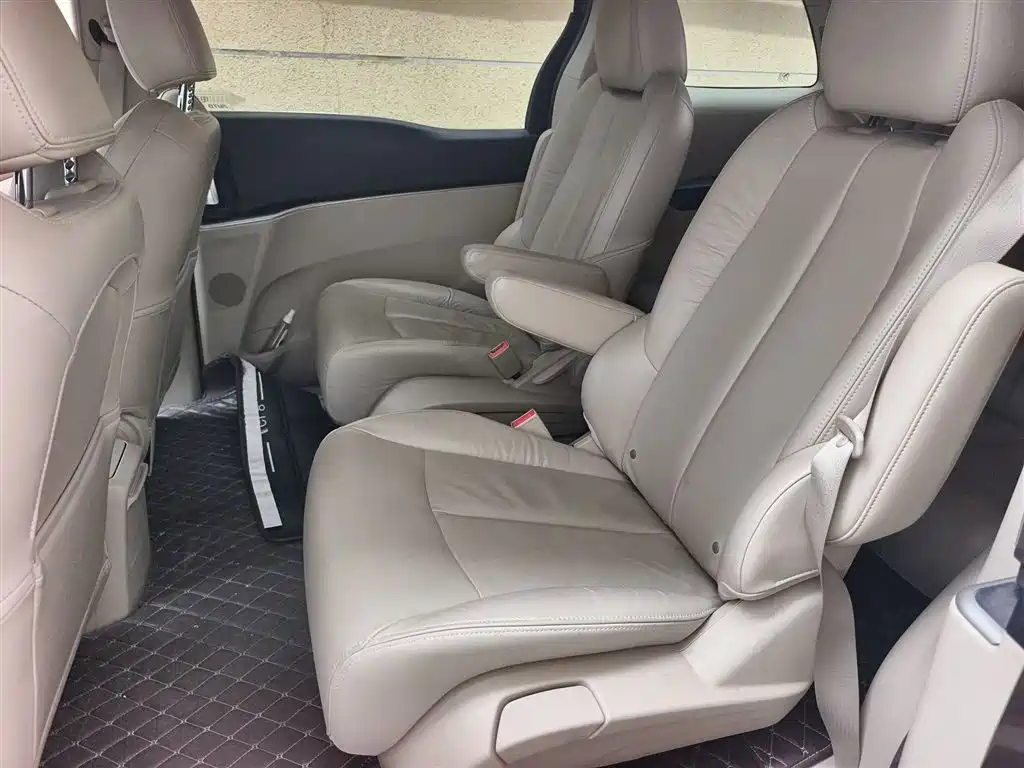 Buick GL8 2017 25S Luxury China V фото 15